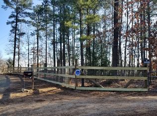 714 Firestone Ln, Sanford, NC 27330