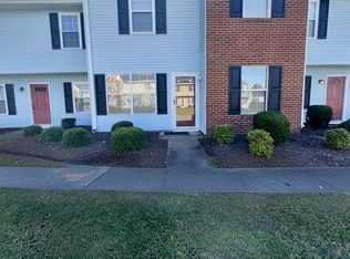 3612 Clover Meadows Dr, Chesapeake, VA 23321