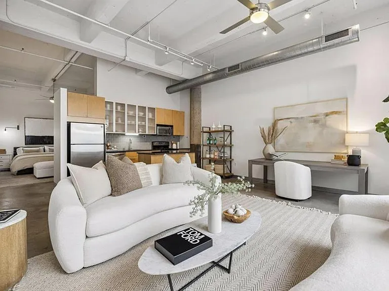 700 Washington Ave N #419 — Photo 1