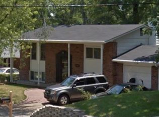 12436 Marine Ave, Maryland Heights, MO 63043