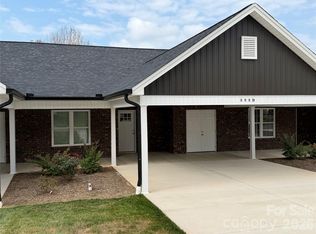 302 E Boyd St #D, Maiden, NC 28650