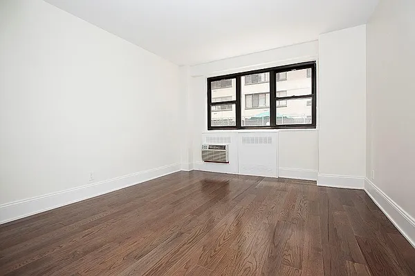 Sold by Modlin Group | media 14