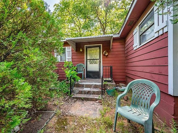3rd image of 2349 Blue Creek Dr