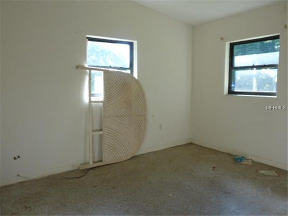 5th image of 3624 Tarpon Dr