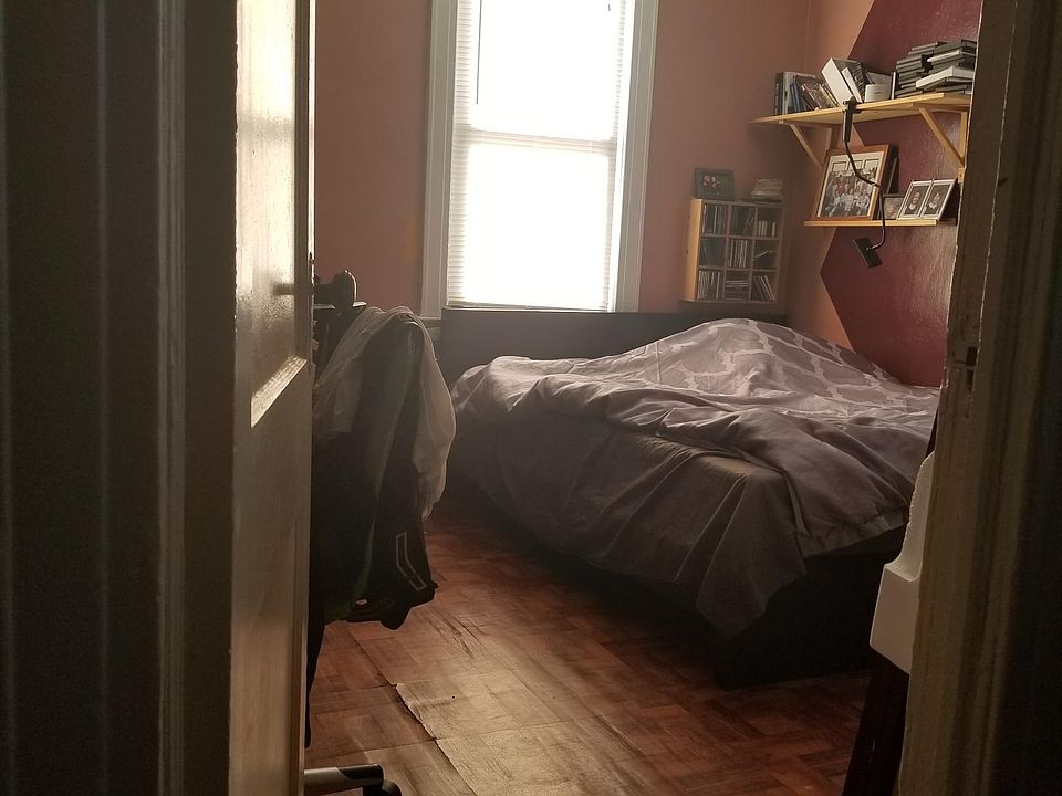 2nd image of 9002 102nd Rd APT 2