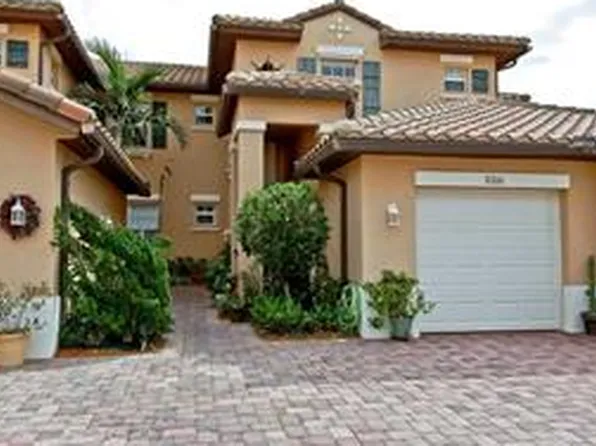 8266 NW 127th Ln, Parkland, FL 33076