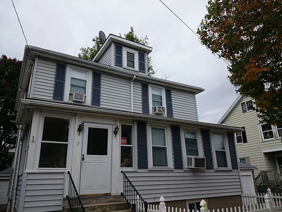 2nd image of 7 Myrtlebank Ave