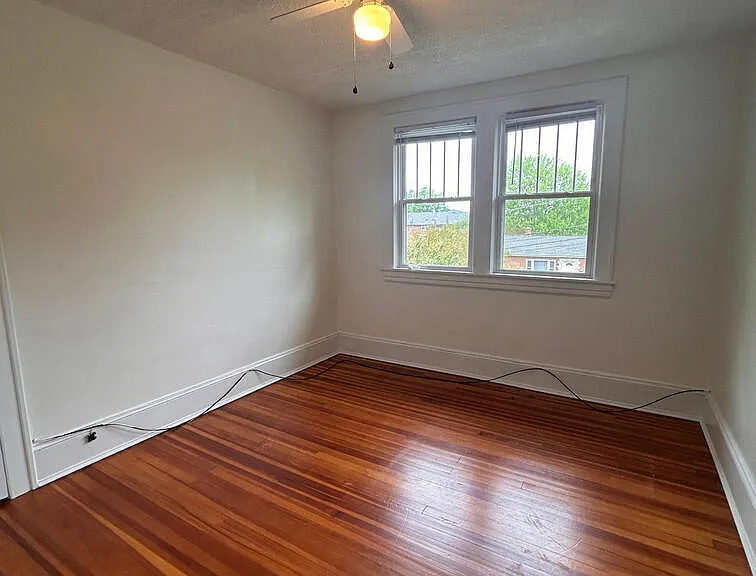 505 Camilla St SE — Photo 28