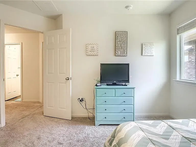 13817 Sierra Wind Ln — Photo 17