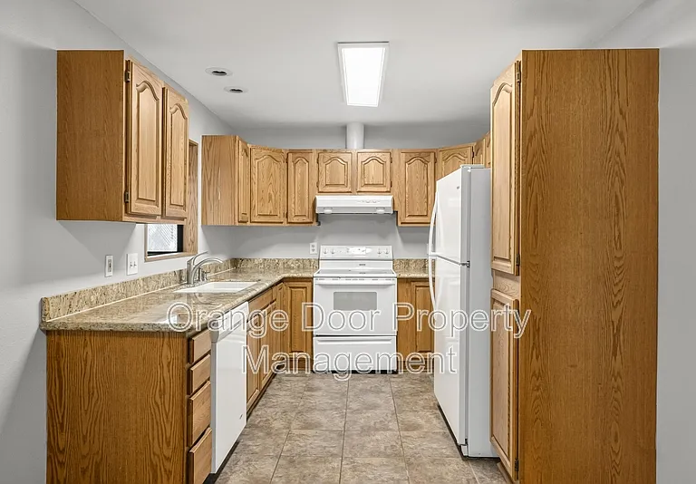 1611 Wheeler St S #1 — Photo 6
