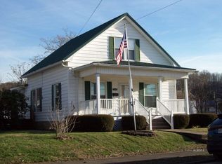 764 S 3rd Ave, Middleport, OH 45760