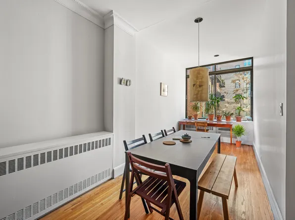 489 West End Avenue image 3 of 13