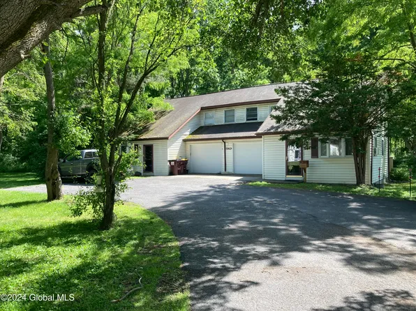 5942 Curry Road Extension, Schenectady, NY 12303