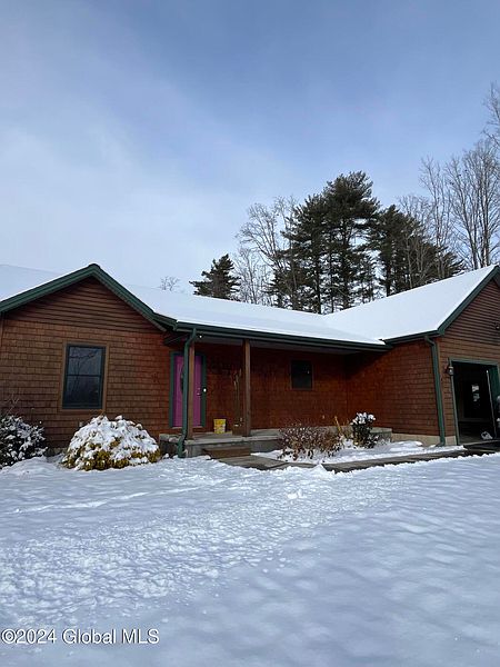 3rd image of 407 Old Saratoga Road
