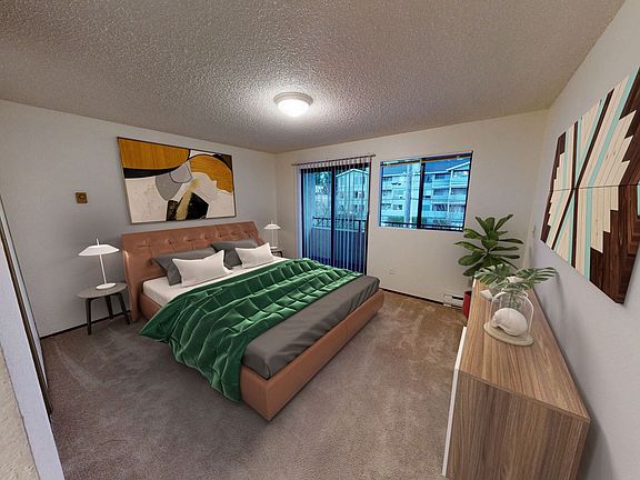 4th image of 10725 Greenwood Ave N APT 203