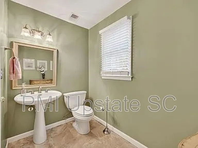 7 Tara Ave — Photo 12