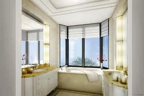 Sold by Warburg | media 16