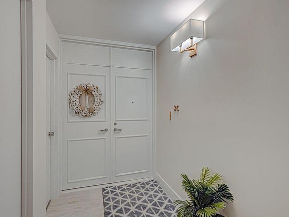 4th image of 5550 N Ocean Drive #3c