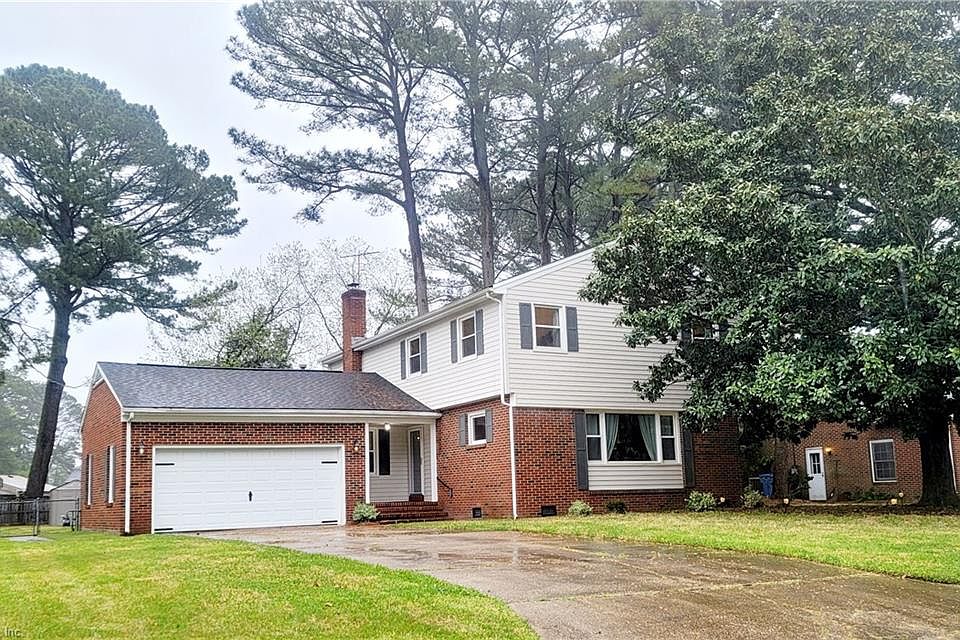 3213 Foxgrove Lane in desirable Silverwood in Western Branch