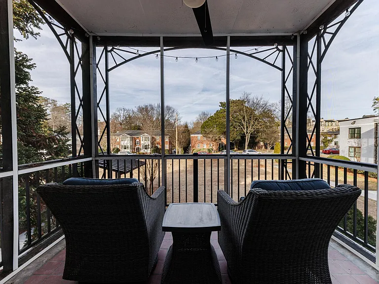 120 Peachtree Memorial Dr NW #4 — Photo 25