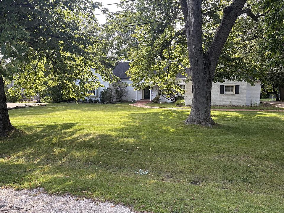 1st image of 1533 E Goodrich LANE