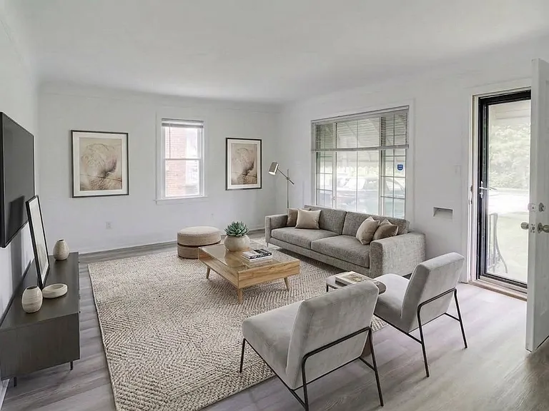 1343 Victory Dr — Photo 32