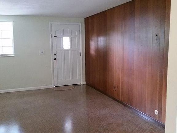 5th image of 6120 Liberty Ave