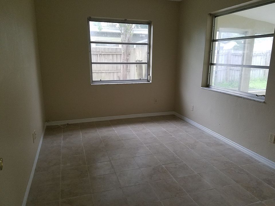 1st image of 554 60th St S