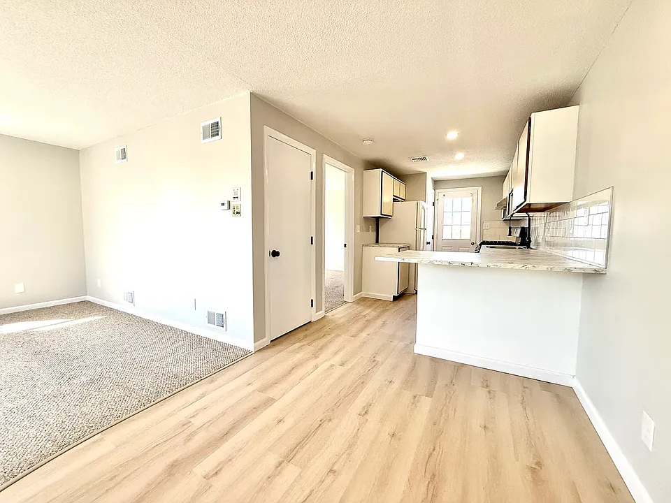 1063 Tacoma St #4