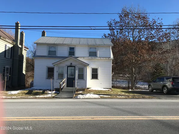 7748 State Route 40, Hartford, NY 12838
