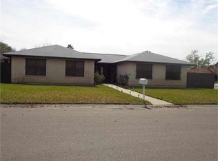 1301 Wildrose Ln, Laredo, TX 78041