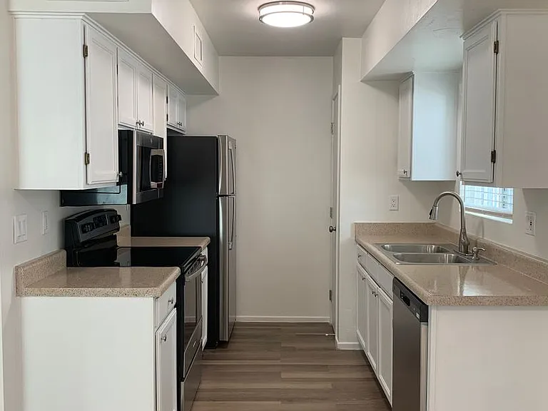 336 E Limberlost Dr #1 — Photo 6