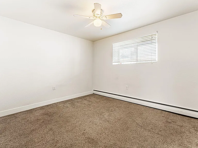 1218 Zephyr St — Photo 9