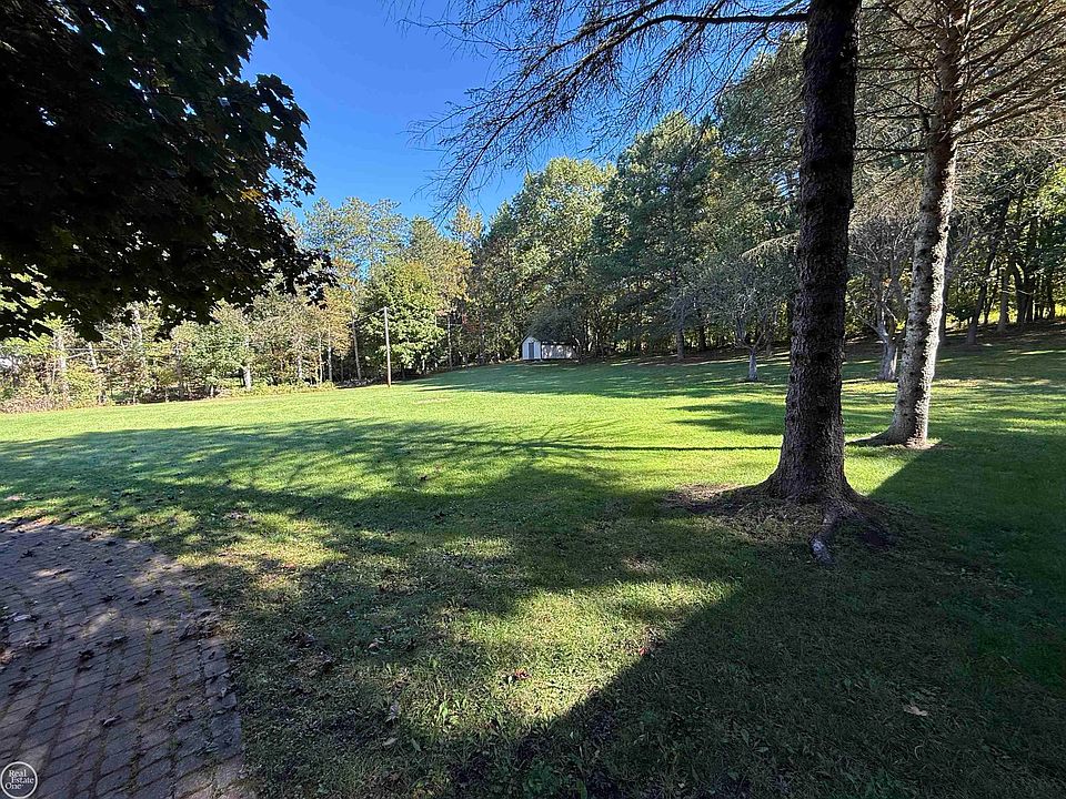 306 N Hurd Rd, photo 30