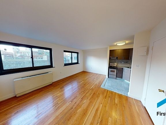 4th image of 50 Prince St Ph G