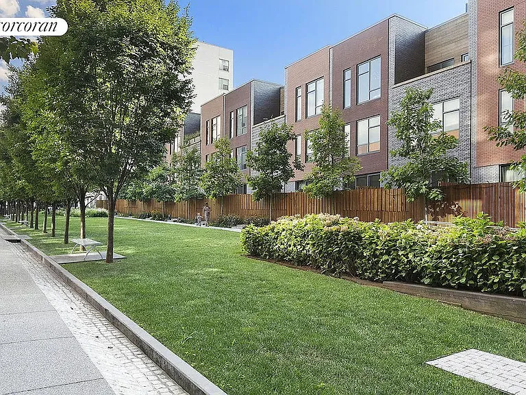 8 Vanderbilt Ave #4G — Photo 15