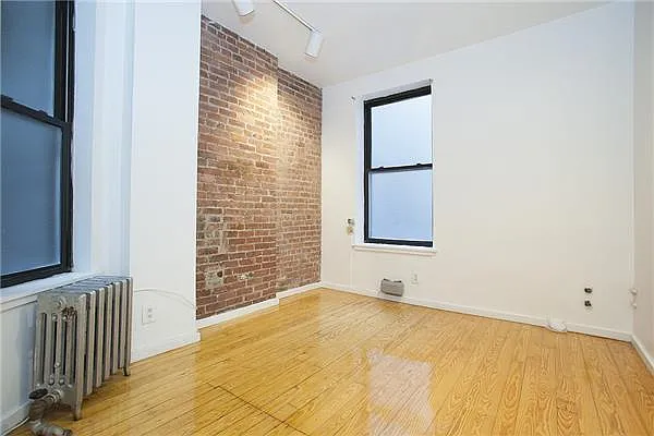 Rented by Space Marketing Shop | media 40