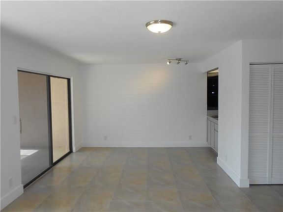 5th image of 535 N University Dr