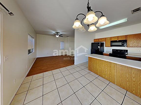 5th image of 1576 E Orchid Ct