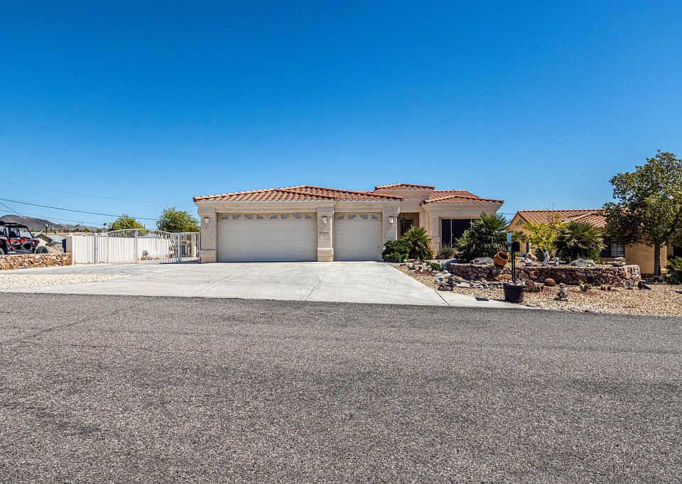 1st image of 3316 Silverspoon Dr