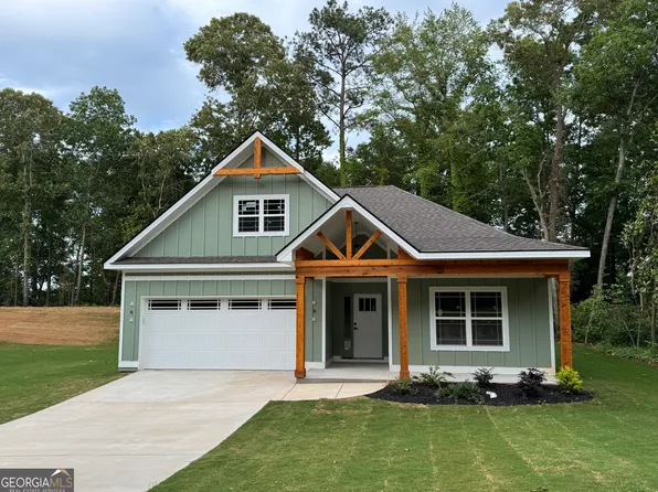 116 Friar Tuck Ave, Warner Robins, GA 31088