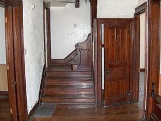 2nd image of 843 High St