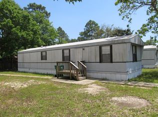 28A 5th St, Shalimar, FL 32579