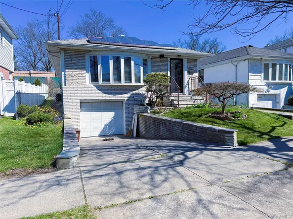 262-27 57th Avenue, Little Neck, NY 11362