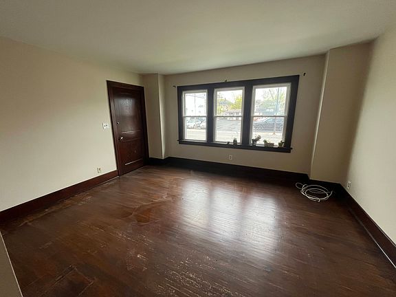 4th image of 1351 Kenmore Ave Floor 1