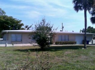 1003 E Penn Rd, Lehigh Acres, FL 33936