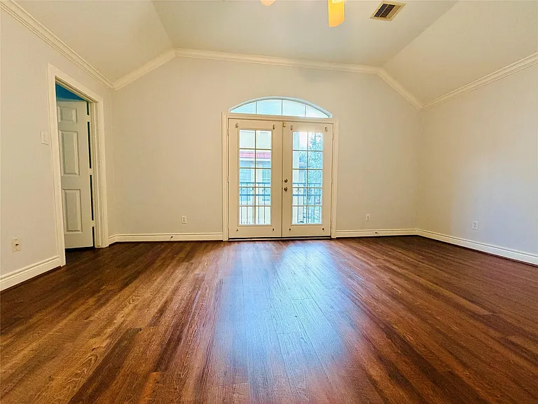 3526 Cline St — Photo 12