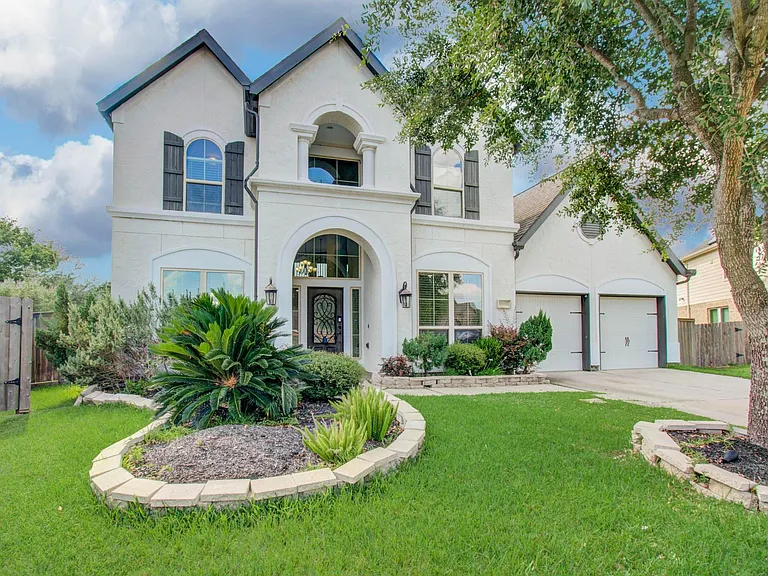 13433 Vintage Trail Ln — Photo 2