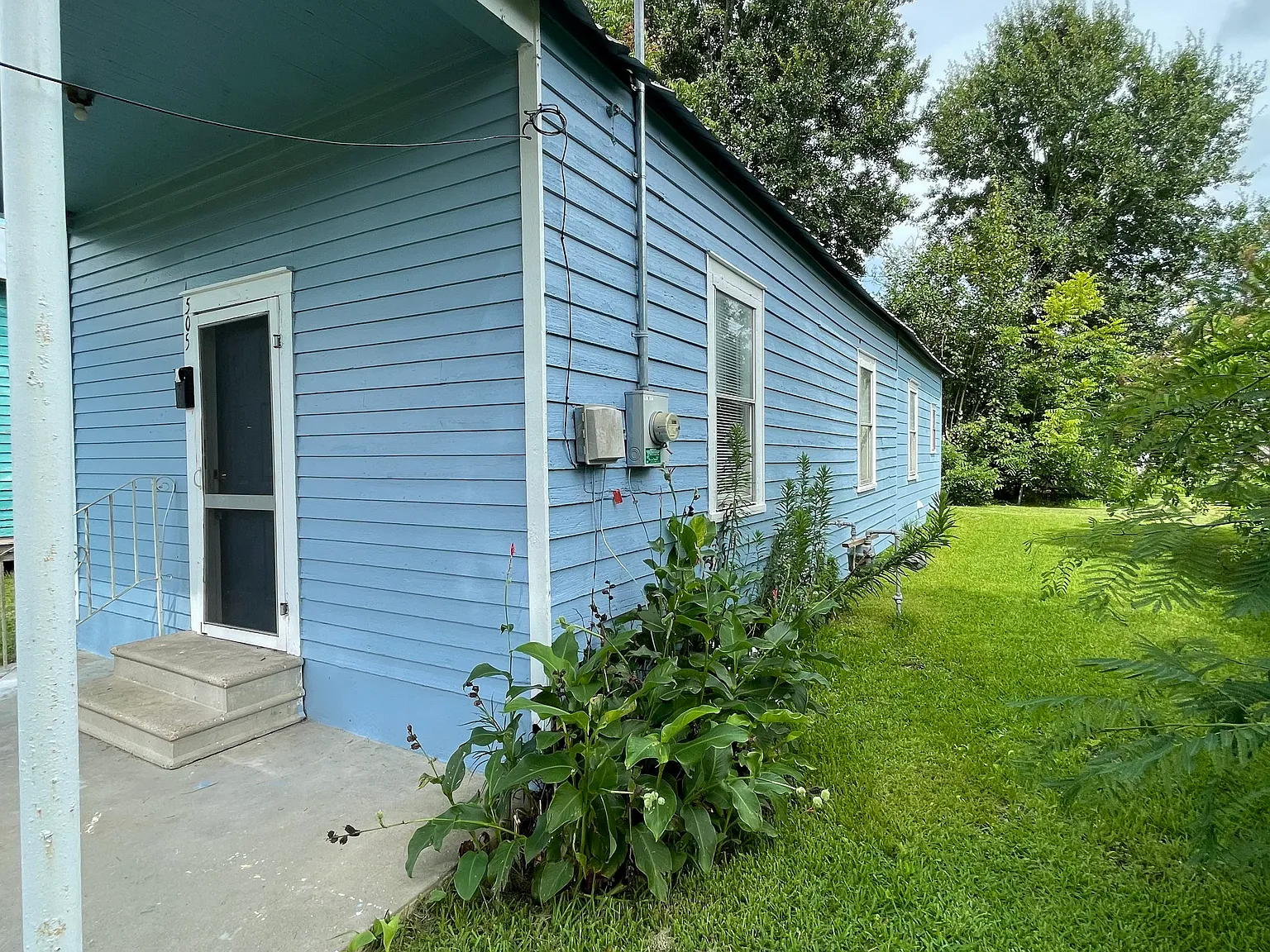 2 bed, $900 — Photo 2