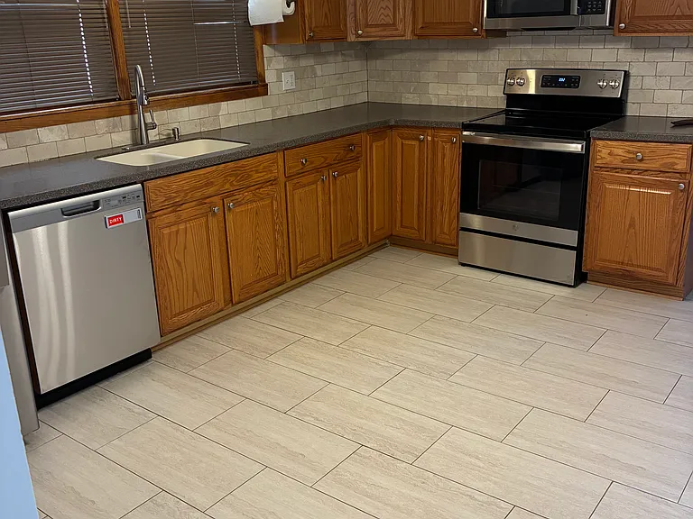 5851 N Washtenaw Ave #2 — Photo 1
